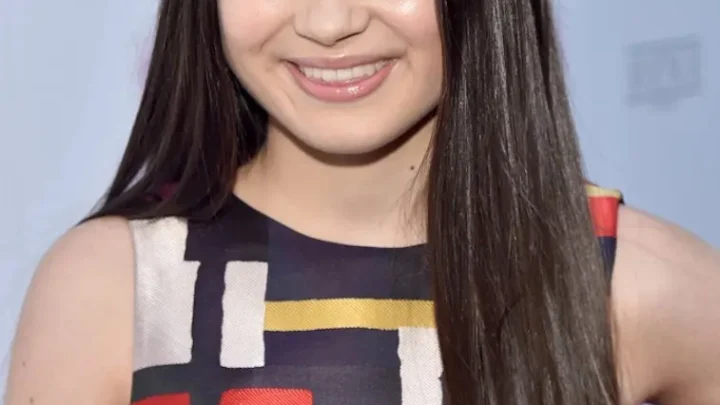 Landry Bender Biography: Parents, Movies, Religion, Age, Boyfriend, Net Worth, Awards, Movies