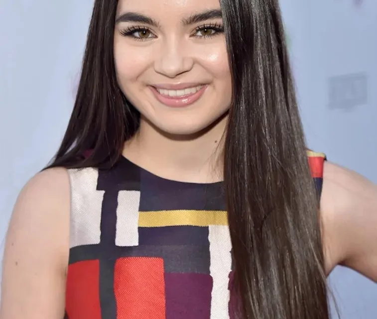 Landry Bender Biography: Parents, Movies, Religion, Age, Boyfriend, Net Worth, Awards, Movies