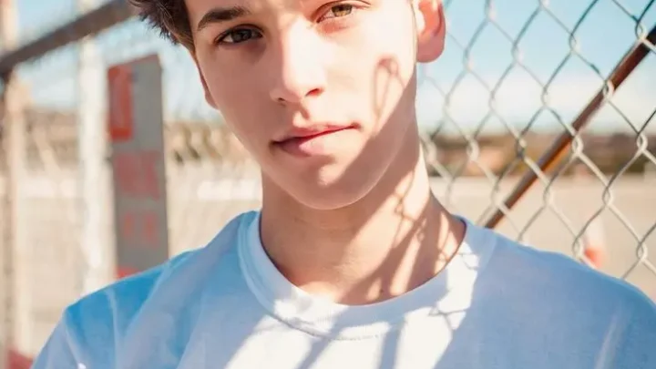 Oscar Rosenstroem Biography: Height, Age, Siblings, Awards, YouTube, Net Worth, Spouse