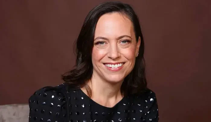 Lauren Schmidt Hissrich Hissrich Biography: Husband, Age, Children, Net Worth, Parents, Career, The Witcher