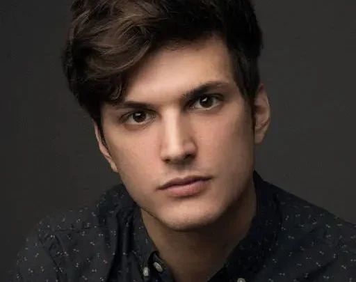Alex Boniello Biography: Movies, Awards, Religion, Age, Books, Net Worth, Songs, Wife