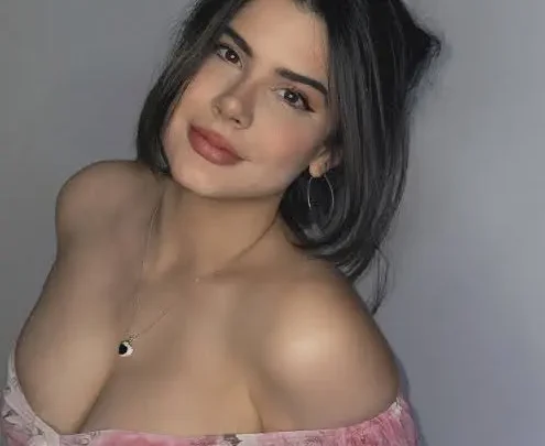 Dayana Navarro Biography: TikTok, Age, Ethnicity, Instagram, Videos, Net Worth, Height