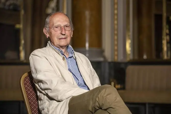 Oliver Mlakar Biography: Tv Shows, Wife, Age, Title, Net Worth, Ethnicity, Awards, Retirement