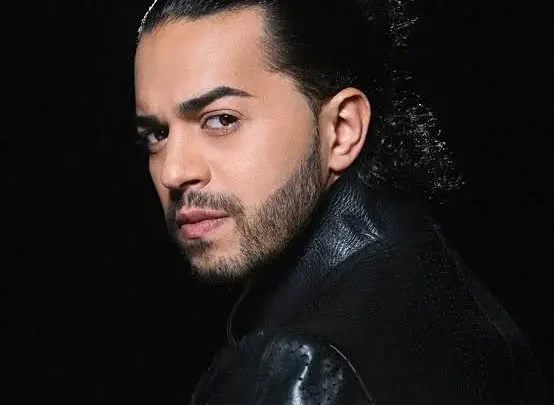 Adil Maksutović Biography: Songs, Awards, Net Worth, Lyrics, Age, Ethnicity, Height, Wife