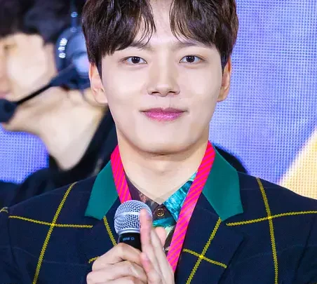 Yeo Jin-goo Biography: Movies, Parents, Age, Net Worth, Awards, Ethnicity, Instagram