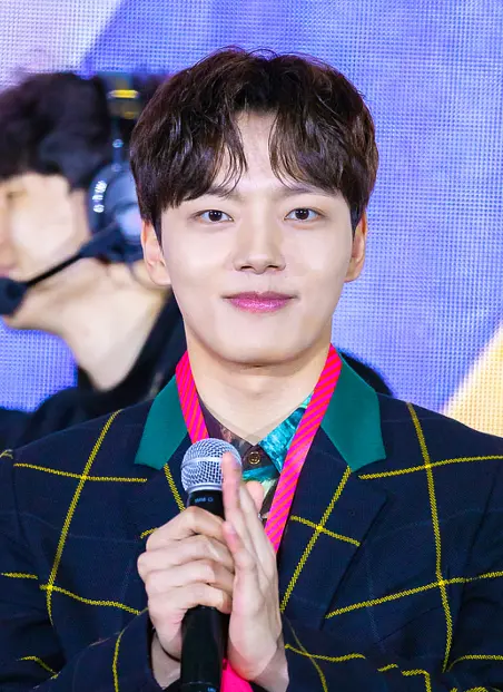 Yeo Jin-goo Biography: Movies, Parents, Age, Net Worth, Awards, Ethnicity, Instagram