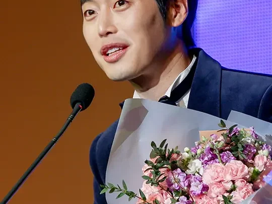 Kim Jae-won Biography: Movies, Wife, Age, Net Worth, Height, Ethnicity, Instagram, Parents