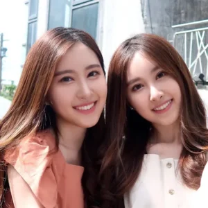 Sandy & Mandy
