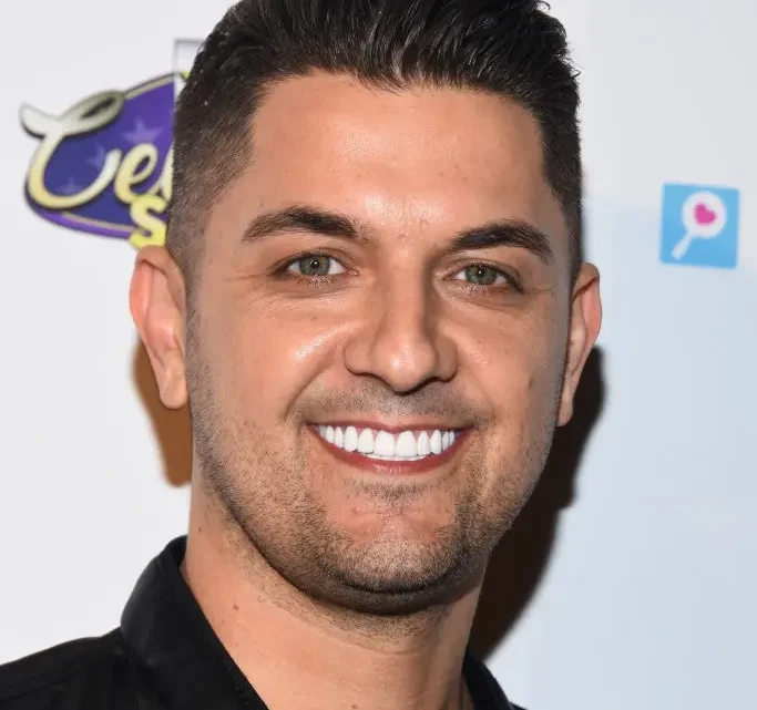 Nema Vand Biography: Age, Net Worth, Height, Sisters, Shahs of Sunset, Podcast, Parents