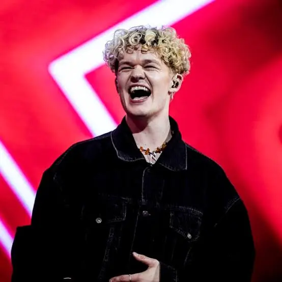 Meum Zel Biography: Songs, Age, Parents, Height, Siblings, Awards, Net Worth