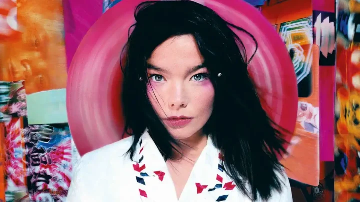 Björk Biography: Partner, Age, Children, Height, Net Worth, Albums, Parents, Career