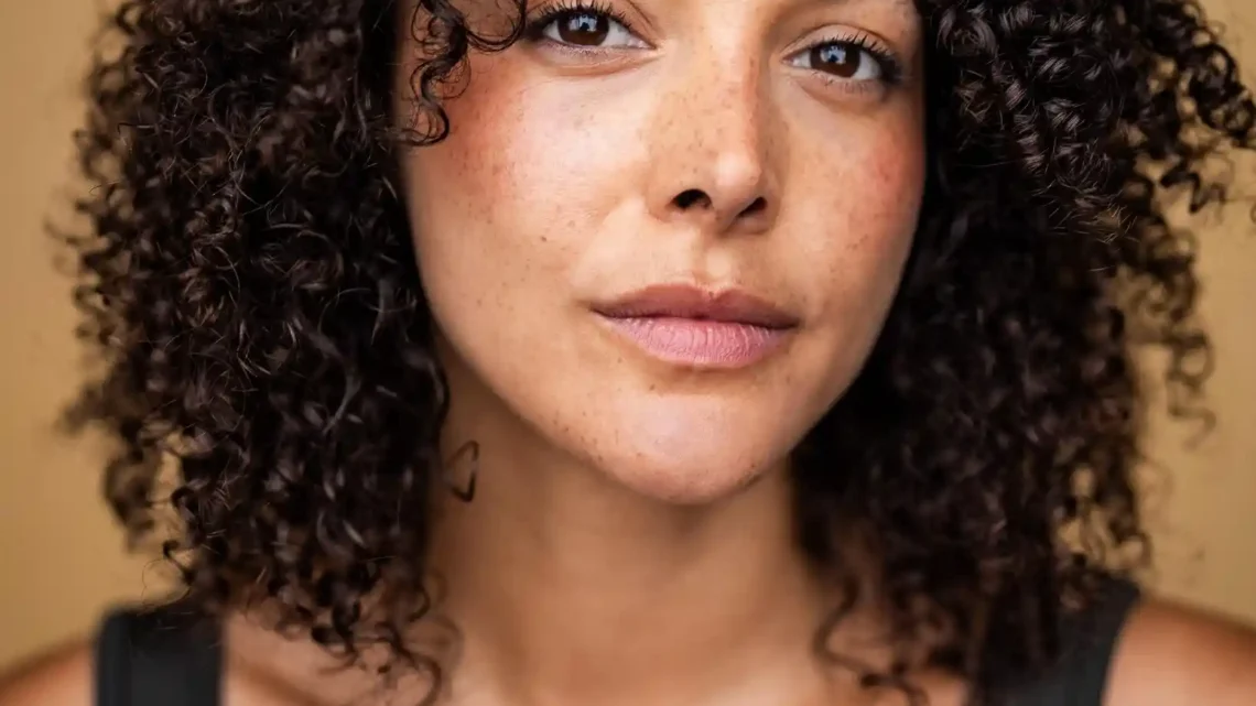 Mecia Simson Biography: Age, Boyfriend, Net Worth, Height, TV Shows, Movies, Britain’s Next Top Model