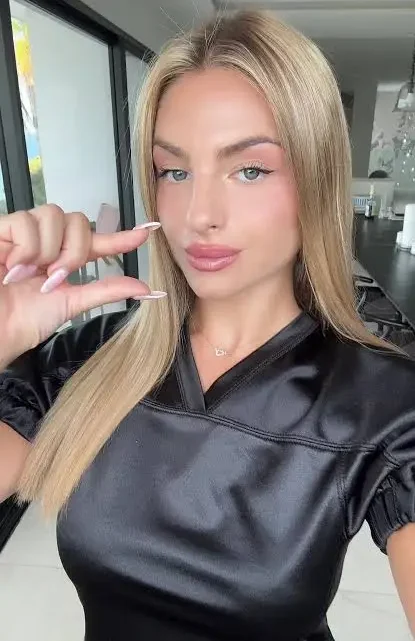 Lena Tamburini Biography: Religion, Height, Boyfriend, Age, Net Worth, Career, Instagram, Parents