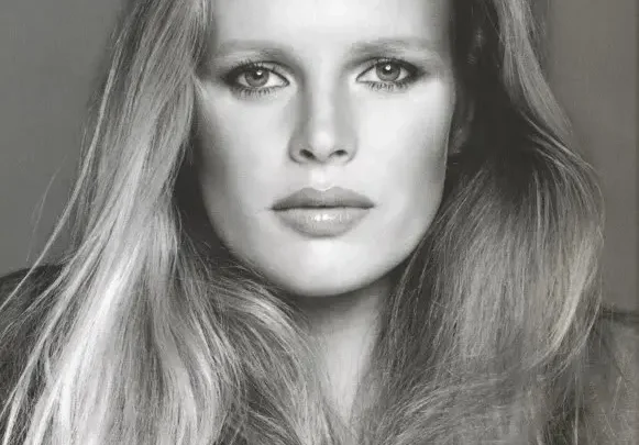 Kim Basinger Biography: Age, Husband, Movies, Net Worth, Height, Children, Daughter, Partner