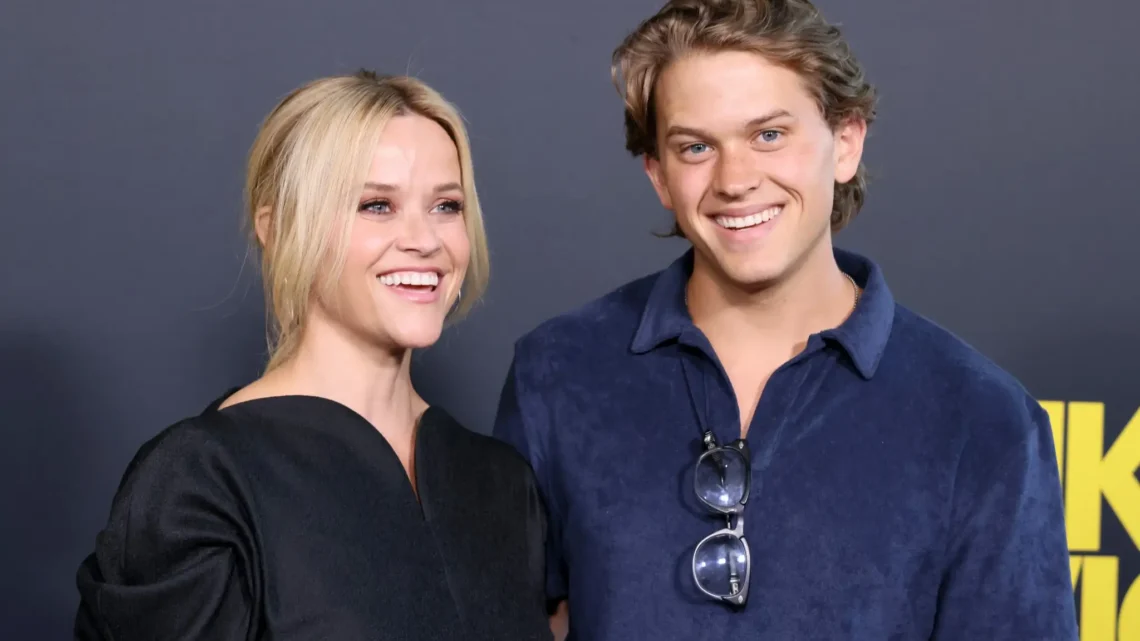 Reese Witherspoon’s son, Deacon Reese Phillippe Biography: Age, Net Worth, Parents, Height, Siblings, Songs, Girlfriend