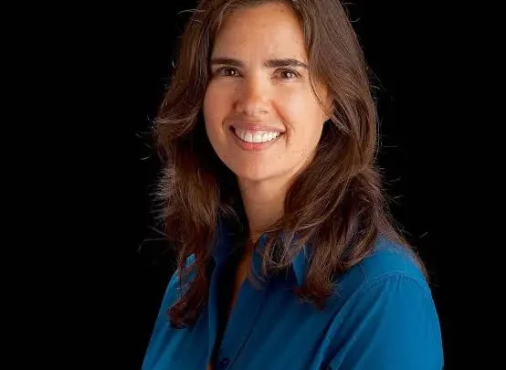 Kristin D. Neff Biography: Books, Age, Husband, Awards, Net Worth, Ethnicity, Instagram