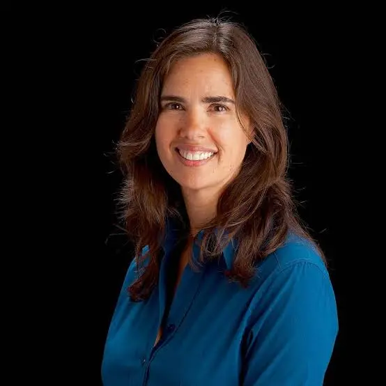 Kristin D. Neff Biography: Books, Age, Husband, Awards, Net Worth, Ethnicity, Instagram