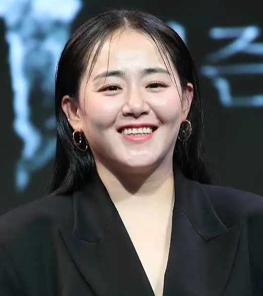 Moon Geun-young Biography: Movies, Husband, Awards, Net Worth, Height, Instagram, Ethnicity, Surgery