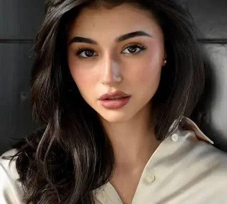 Cassandra Cano Biography: Ethnicity, Age, Net Worth, Height, Boyfriend, Parents, Instagram