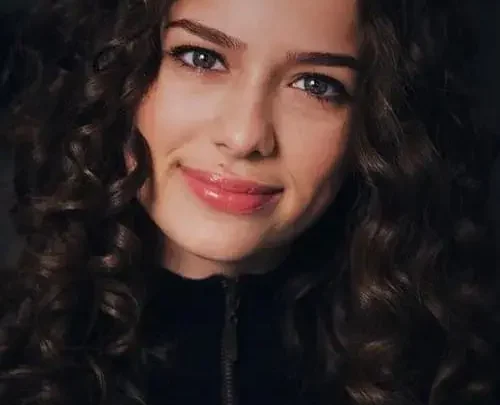 Aryana Engineer Biography: Movies, Awards, Instagram, Siblings, Parents, Net Worth, Height, Age, Boyfriend