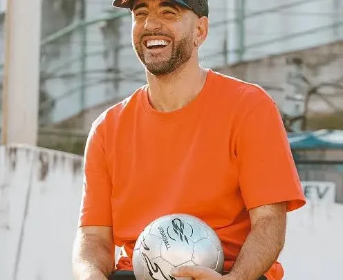 Séan Garnier Biography: YouTube, Career, Nationality, Age, Net Worth, Height, Spouse, Children