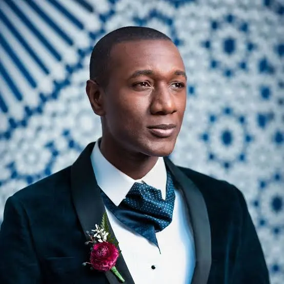 Aloe Blacc Biography: Songs, Net Worth, Wife, Parents, Religion, YouTube, Awards, Age