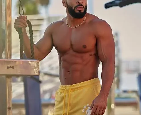 Johnny Middlebrooks Biography: Girlfriend, Awards, Net Worth, Age, Instagram, Athletics, Ethnicity, Height