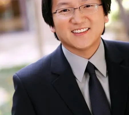 Masi Oka Biography: Age, Net Worth, Movies, Height, Parents, TV Shows, Wife