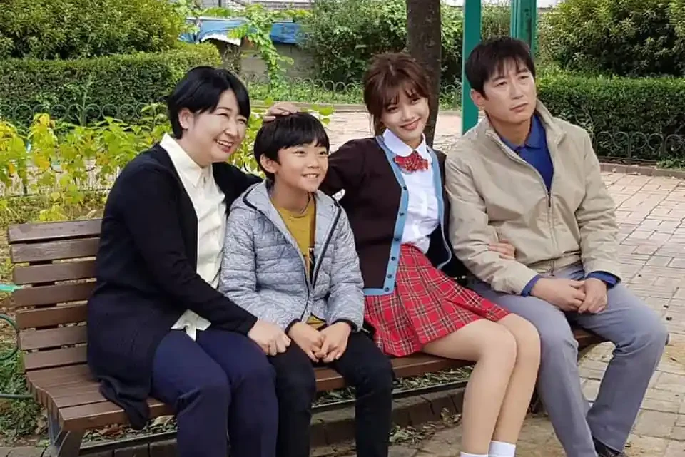 Meet Kim You-jung’s Parents: Mok Seon-mi and Kim Sang-pae