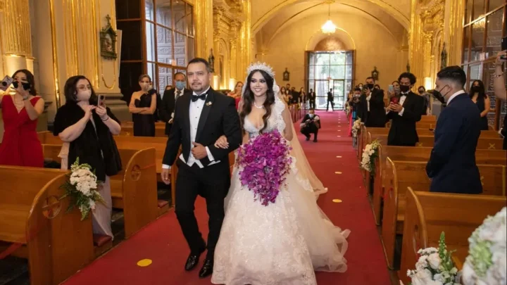 Ama Blitz Biography: Net Worth, Parents, Age, Height, Husband, Family, Sister