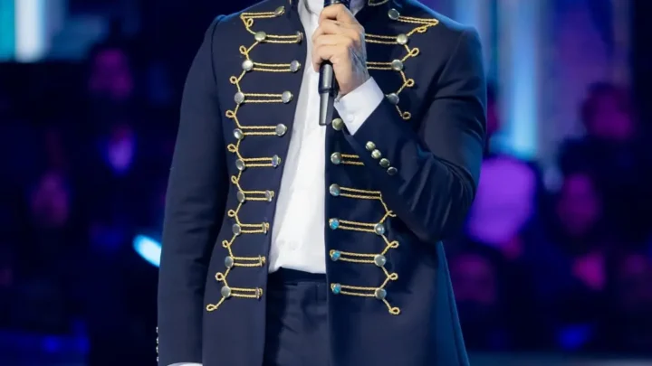 Omar Chaparro Biography: Height, Age, Movies, Net Worth, Wife, Children, Parents, TV Shows, Songs