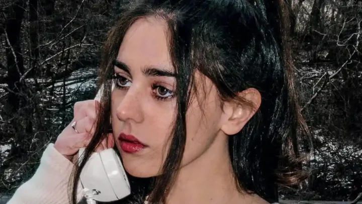 Samia Finnerty Biography: Parents, Age, Height, Net Worth, Boyfriend, Nationality, Songs, Albums, Mom