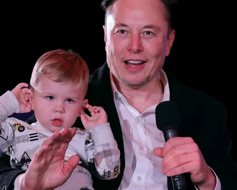 Who is Tau Techno Mechanicus Musk? Elon Musk & Grimes’ son Bio: Age, Cousins, Net Worth, Parents, Siblings, Height