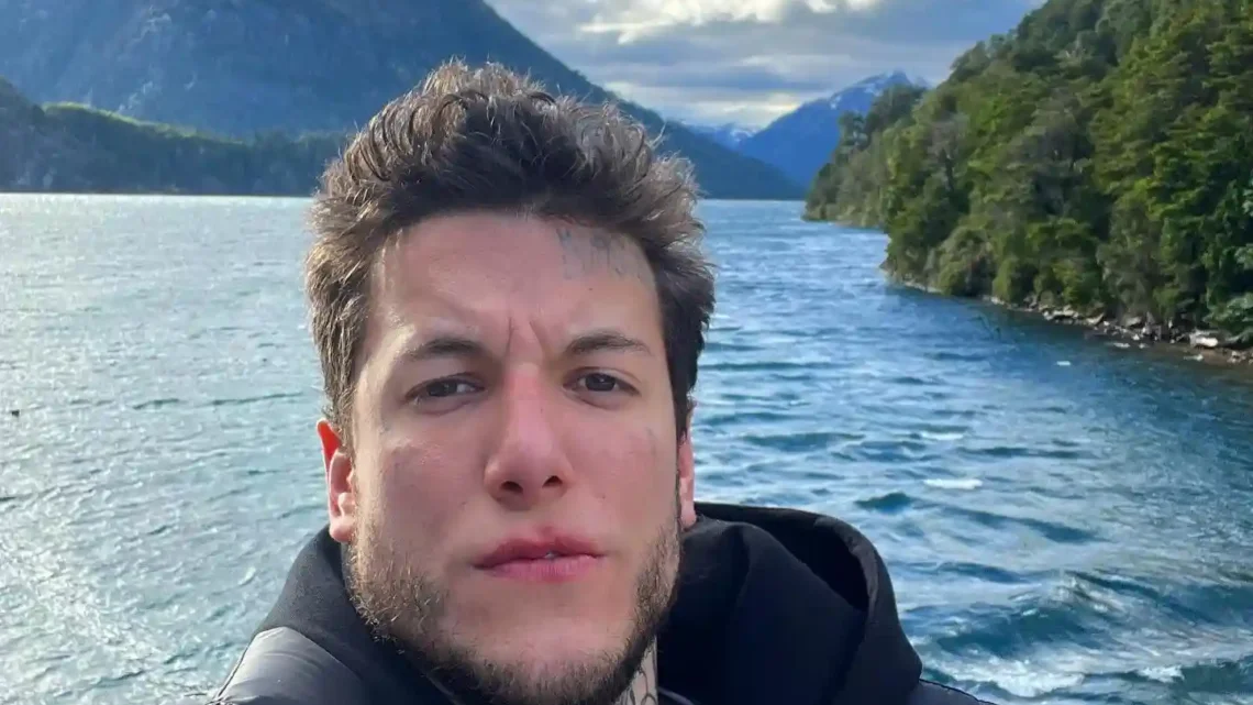 Alex Caniggia Biography: Girlfriend, Net Worth, Siblings, Height, Parents, Age, Songs, Films, TV Shows