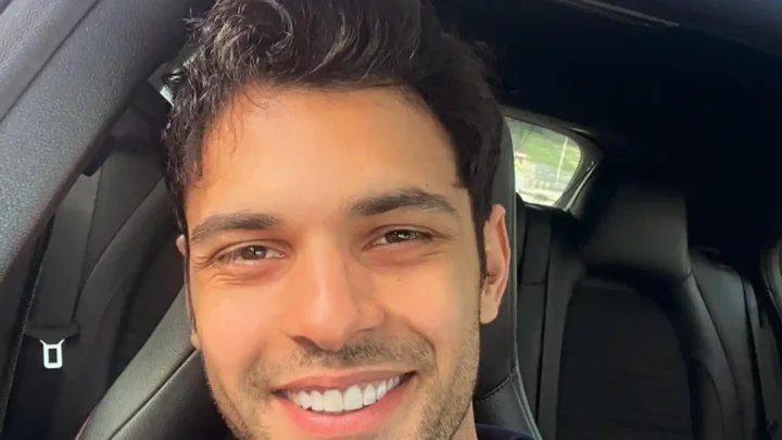 Berk Bakioğlu Biography: Siblings, Height, Age, Net Worth, Parents, TV Series, Films, Girlfriend