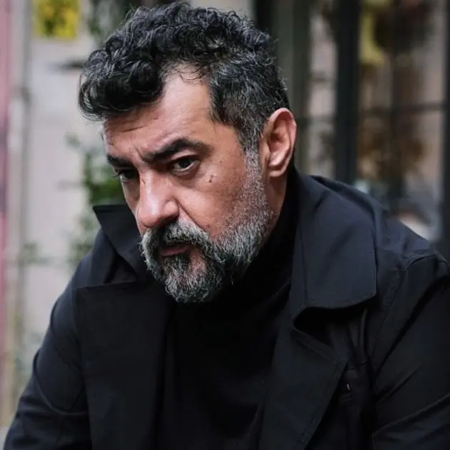 Celil Nalçakan Biography: Awards, Height, Parents, Age, Girlfriend, Songs, Films, Net Worth, Siblings