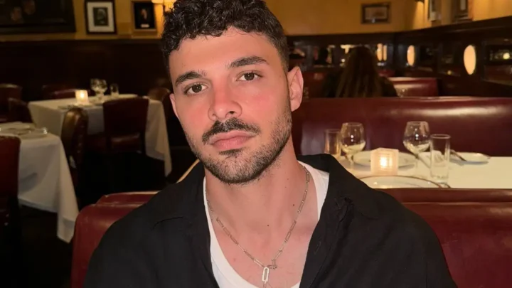 Halit Özgür Sarı Biography: Net Worth, Siblings, Pictures, Height, Parents, Age, Films, Girlfriend