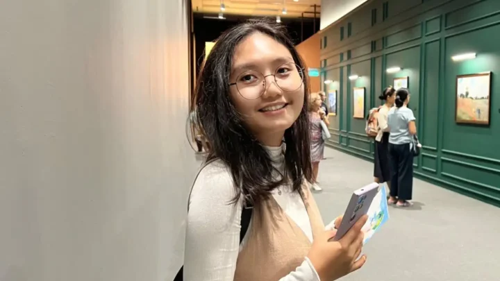 Bobby Soxer Biography: Age, Net Worth, Siblings, Parents, Height, Singles, Albums, Movies, Boyfriend