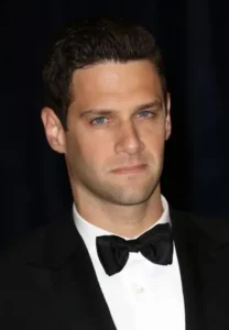 Justin Bartha