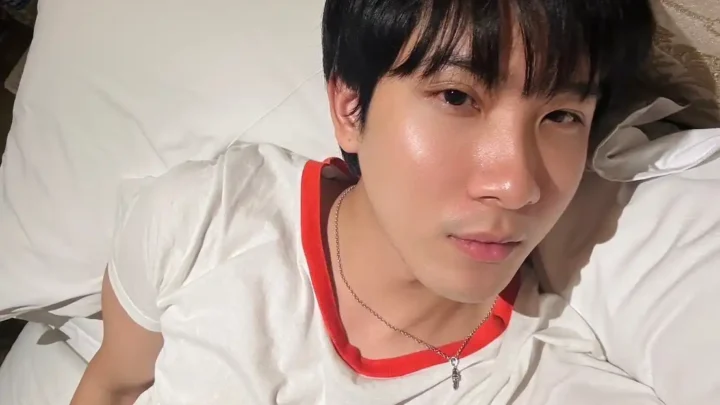 Thanawat Rattanakitpaisan Biography: Sound Tracks, Playlists, Net Worth, Siblings, Height, Parents, Age, Girlfriend, Films, TV Series