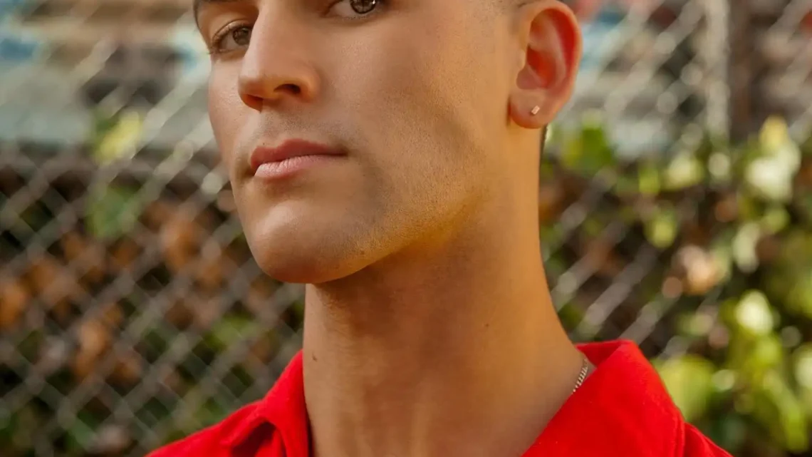 Rahart Adams Biography: Girlfriend, Pictures, Birthday, Siblings, Height, Parents, Age, Net Worth , Movies