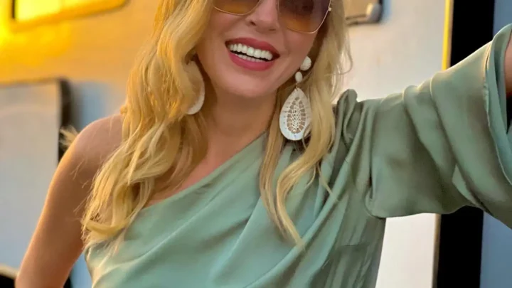 Simge Selçuk Biography: Parents, Age, Net Worth, Siblings, Height, Movies, TV Series, Boyfriend