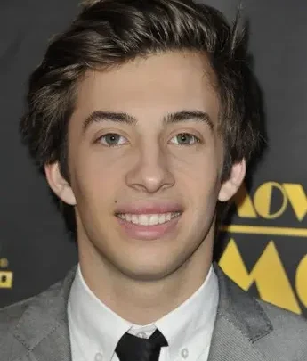Jimmy Bennett Biography: Movies, Height, Girlfriend, Age, Net Worth, TV Shows, Instagram
