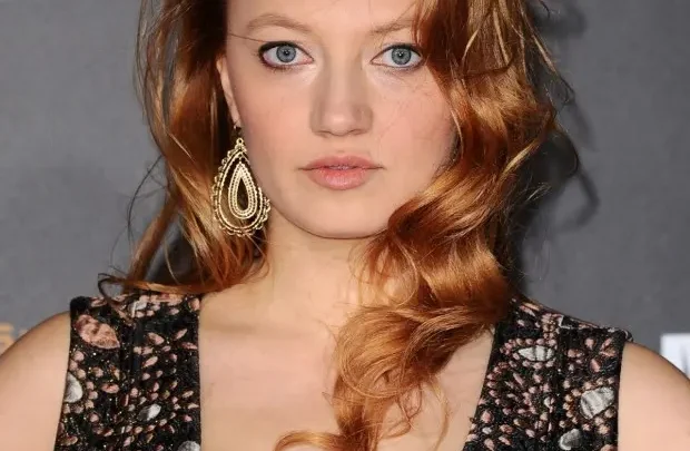 Jacqueline Emerson Biography: Twitter, Songs, Age, Husband, Instagram, Net Worth, Height, Movies, Parents