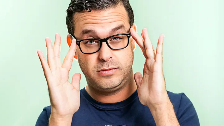 Joe DeRosa Biography: Age, Career, Net Worth, Height, Restaurant, Parents, Podcasts, Movies, Wife