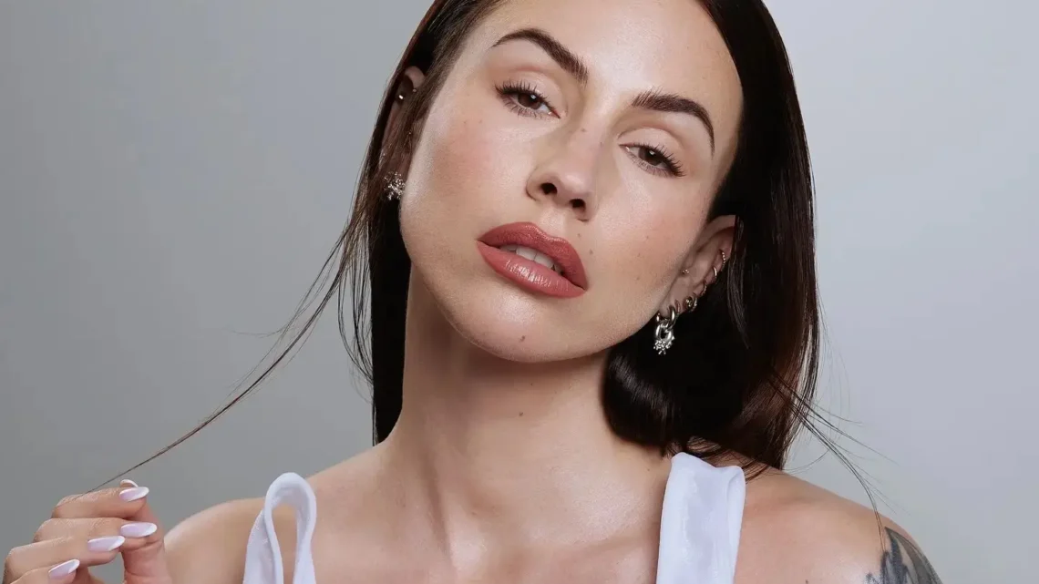 Gaëlle Garcia Diaz Biography: Husband, Height, Children, Age, Net Worth, Career, YouTube, Nationality