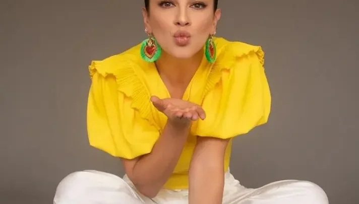 Lidia Ávila Biography: Siblings, Religion, Songs, Age, Instagram, Husband, Movies, Net Worth, Height, Music Group