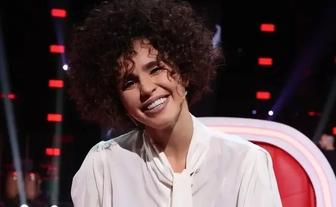 Zivert Biography: Age, Songs, Net Worth, Height, Boyfriend, Albums, Parents