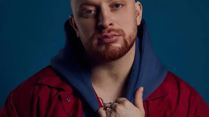 Lesha Svik Biography: Age, Songs, Net Worth, Height, Albums, Parents, Collaborations, Wife