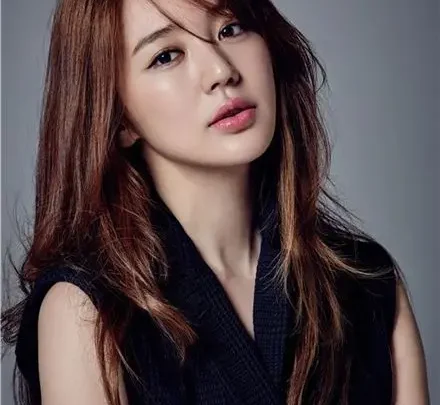 Eun hye Yun Biography: Age, Dramas, Net Worth, Height, Songs, Parents, Siblings, Husband